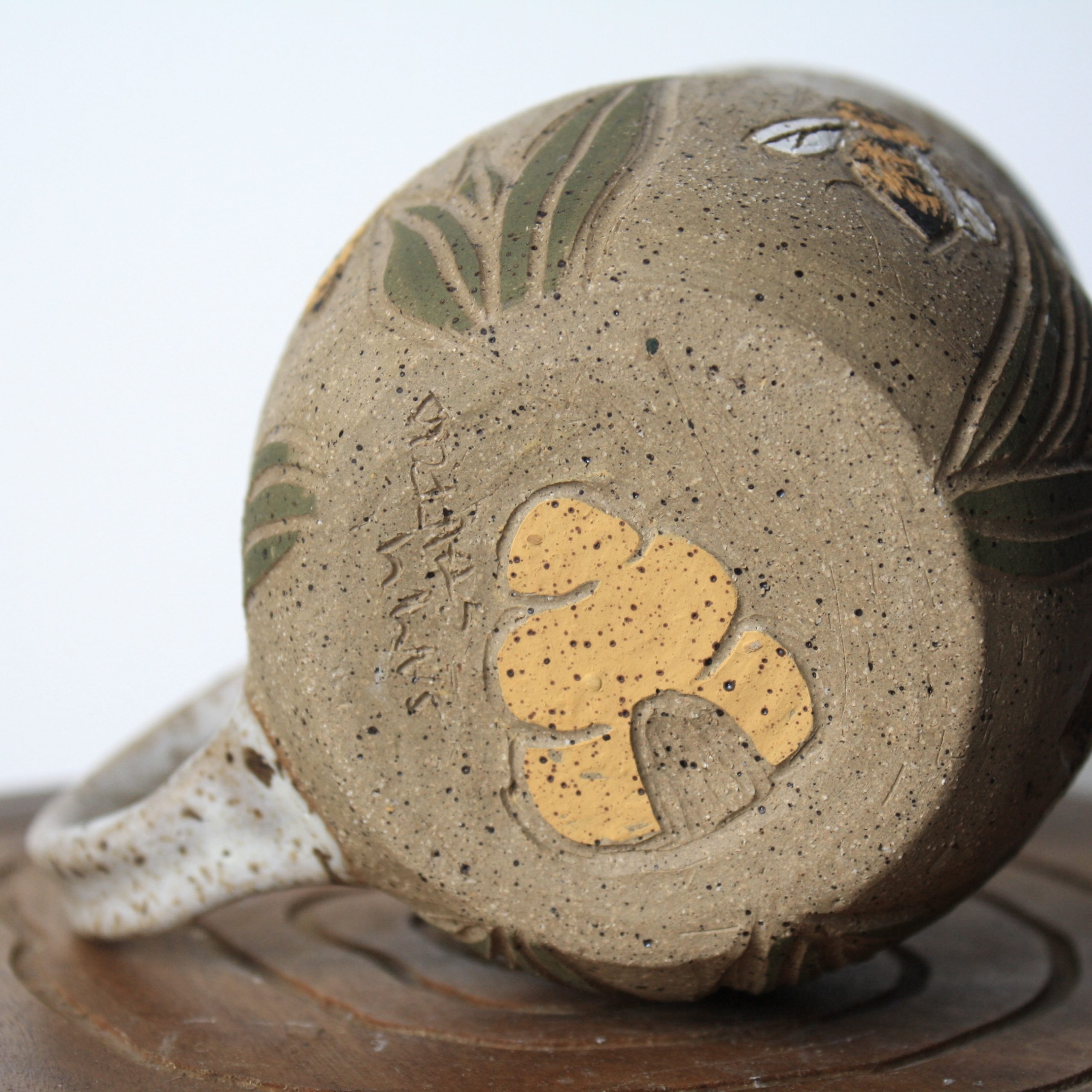 Hand Carved Honey Bee Mug - Image 6